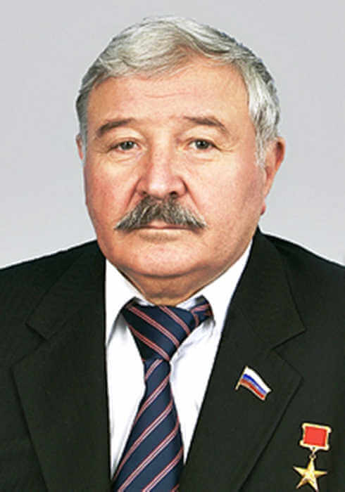 Залиханов Михаил Чоккаевич, академи РАН, Герой социалистического труда